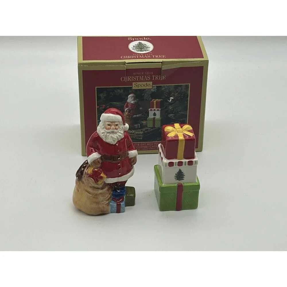 Spode Christmas Tree Santa & Gift Box Salt Pepper Shakers w/ Box Holiday